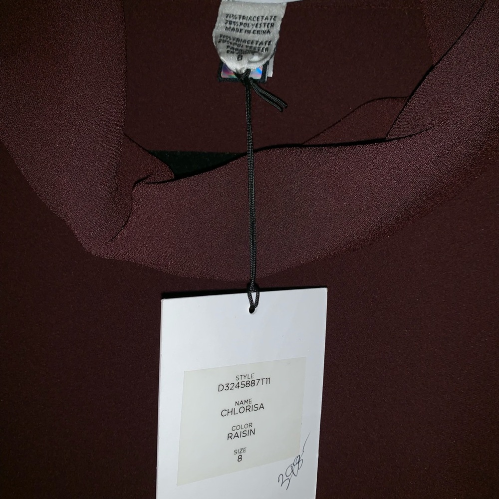 Dress - Picture 7 of 7